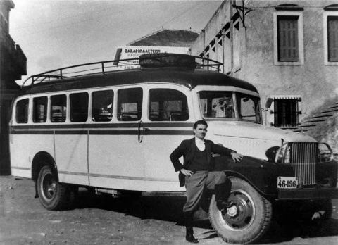Chania (1927) és Budapest (1915), forrás: Ktel és BKK